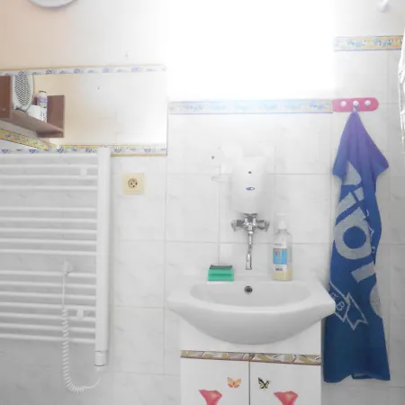 Domcek Pre Rodinku A Priatelov בית נופש