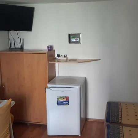 Domcek Pre Rodinku A Priatelov Bešeňová