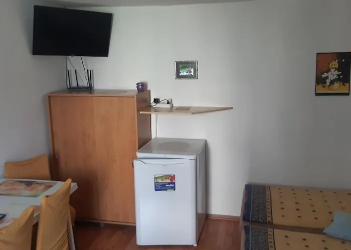 Domcek Pre Rodinku A Priatelov Bešeňová